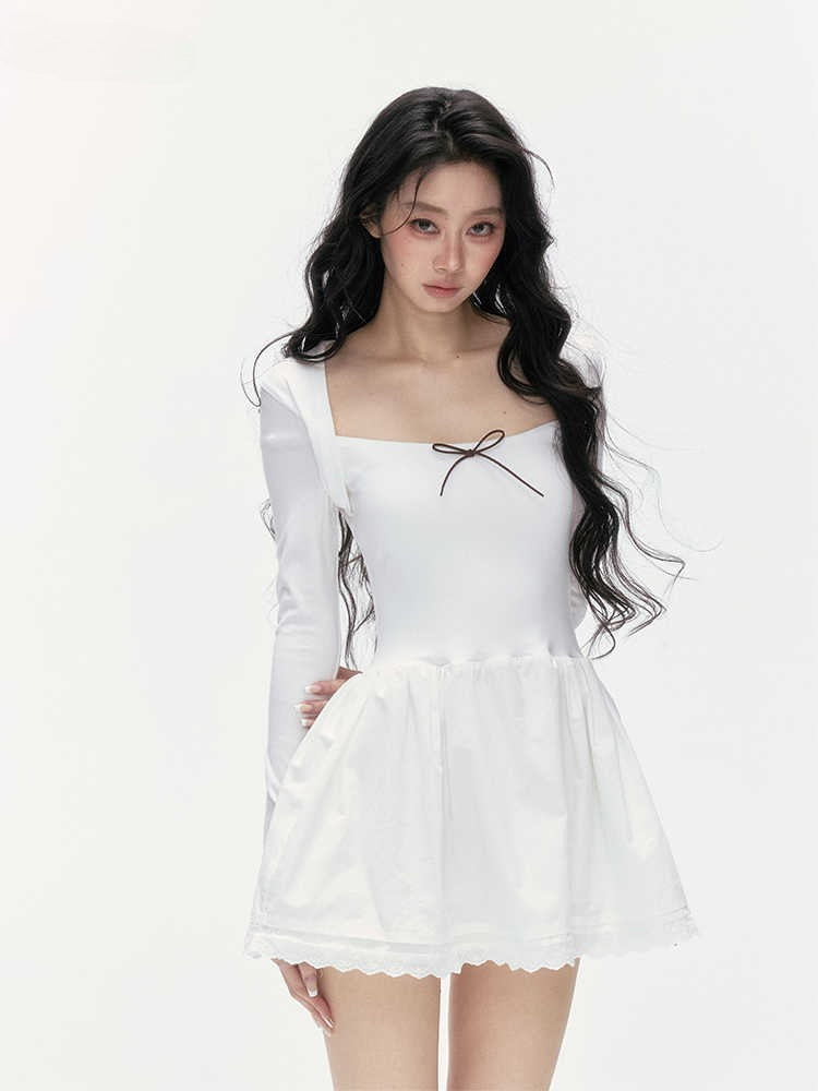 24olvides - Fitted Two-Tone Look Dress with Lace Hem and Bow Detail