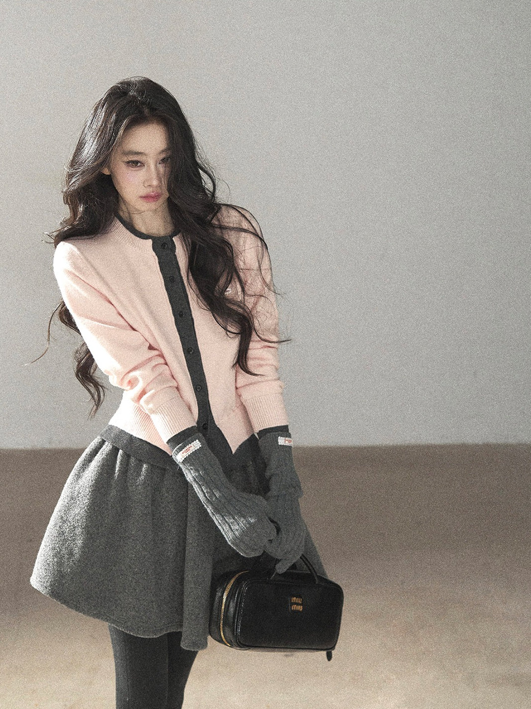 AOMALM - Cinnamon Pink Faux Layered Cropped Cardigan Sweater