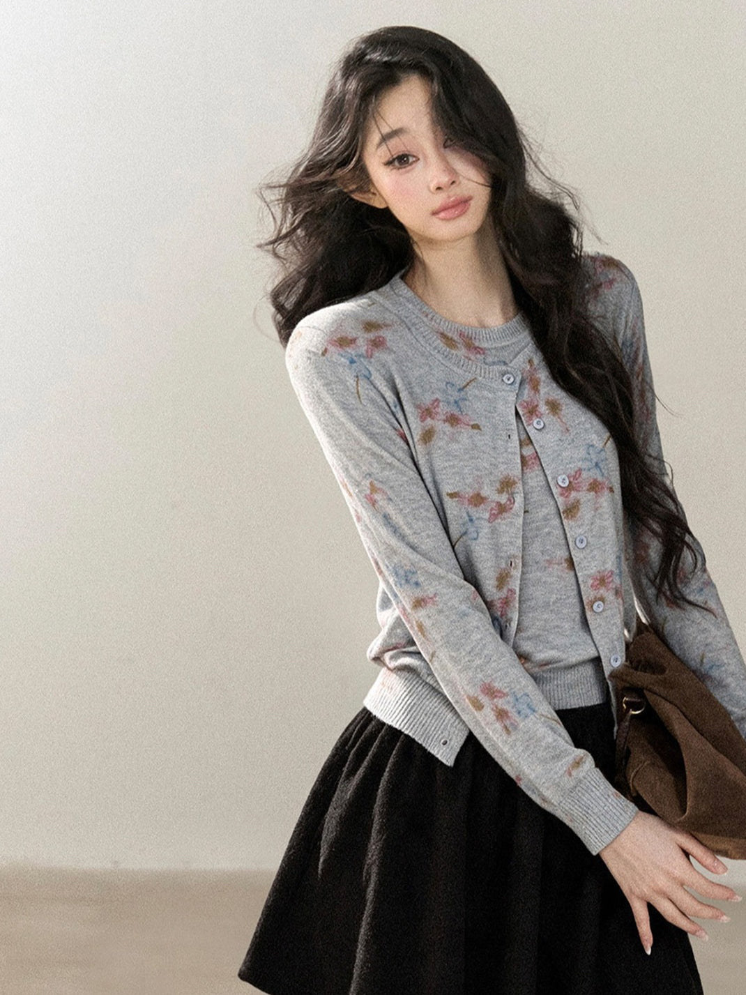 AOMALM - Cloud Gray Floral Wool-Blend Cardigan and Vest Set