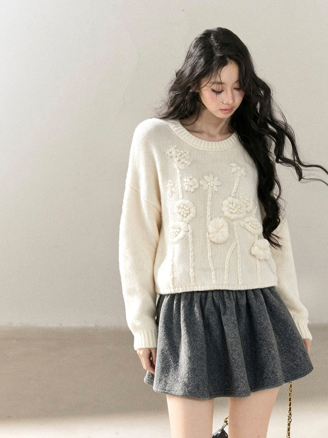 AOMALM - "Afternoon Sunshine" 3D Floral Knit Sweater – Milky Beige White