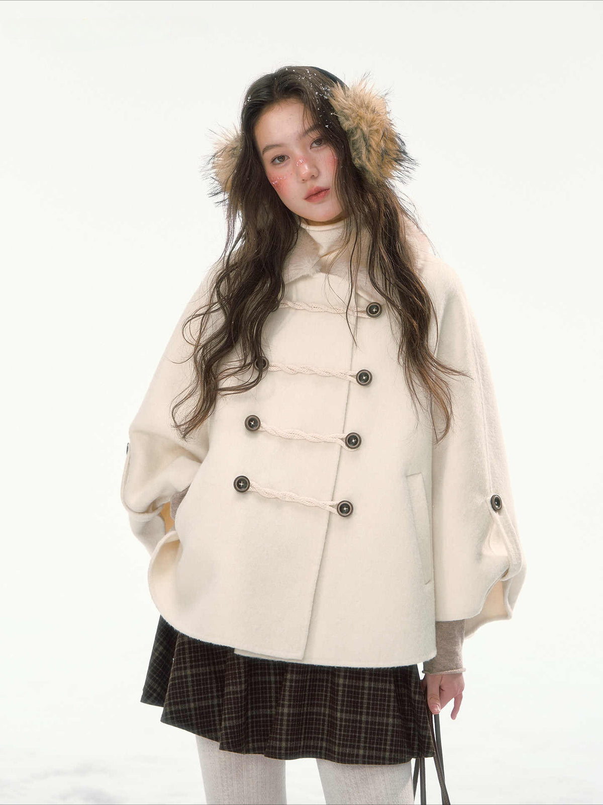CANSTORE - "Pine Reverie" Ivory Wool-Blend Cape Coat with Faux Fur Collar