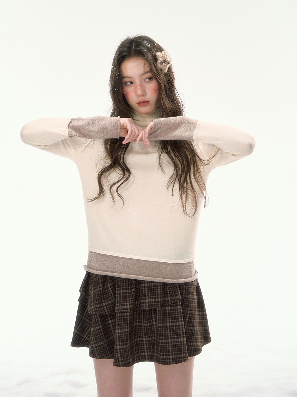 CANSTORE - "Winter Gramophone" Ivory Color-Block Mock Neck Wool-Blend Knit Top