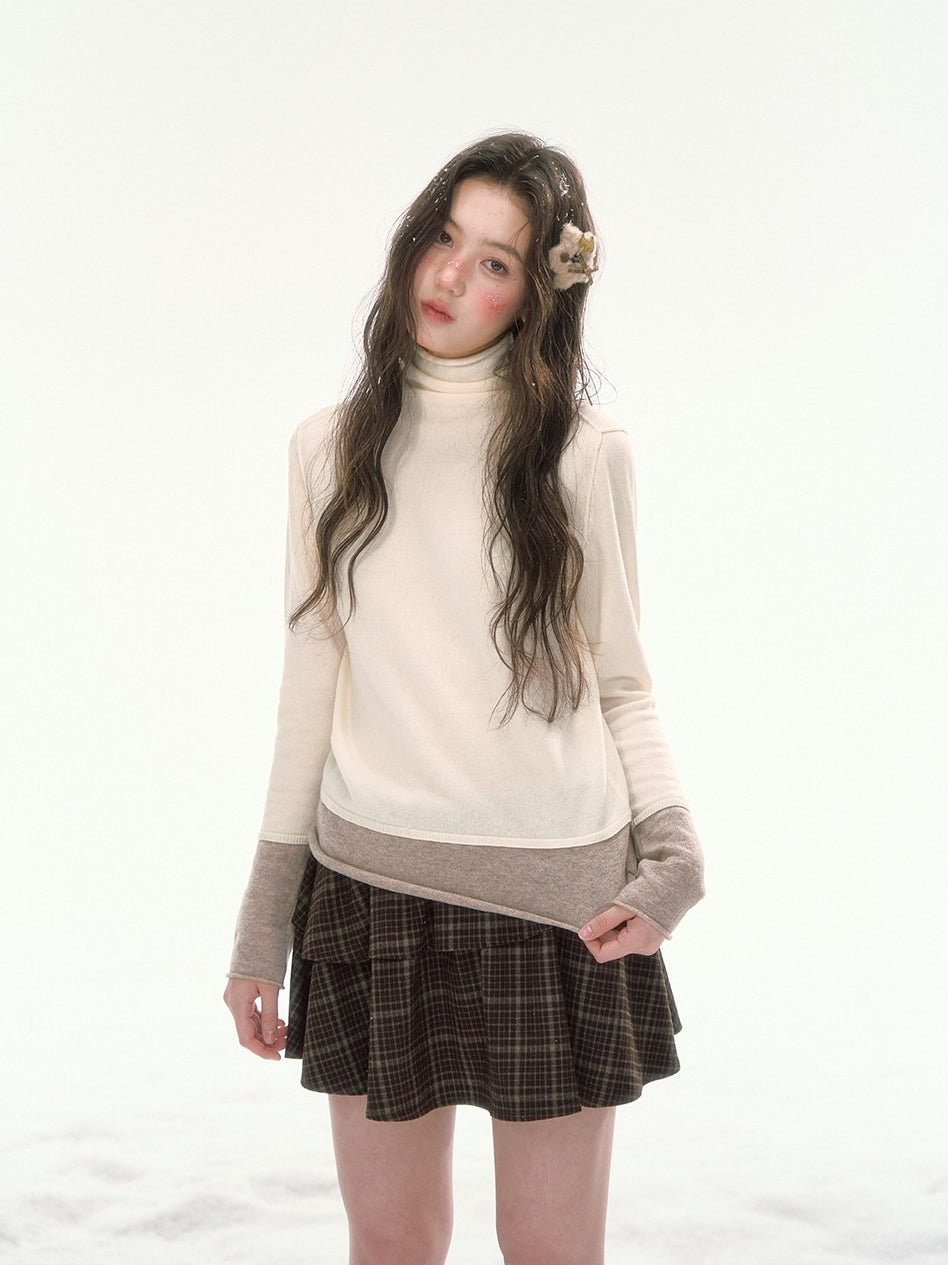CANSTORE - "Winter Gramophone" Ivory Color-Block Mock Neck Wool-Blend Knit Top