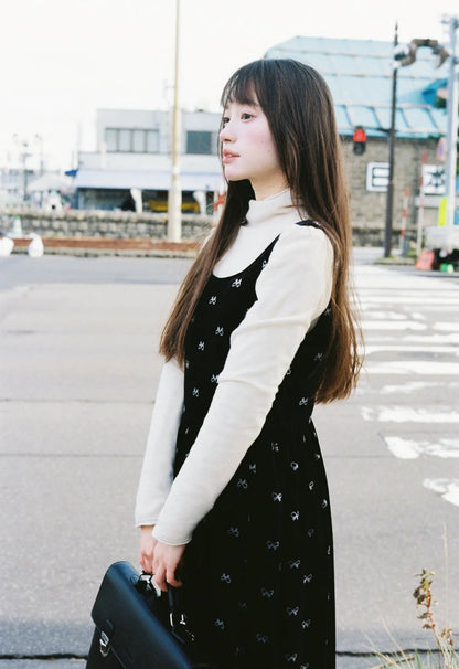 Zzouu - Deep Velvet Black Sleeveless Dress