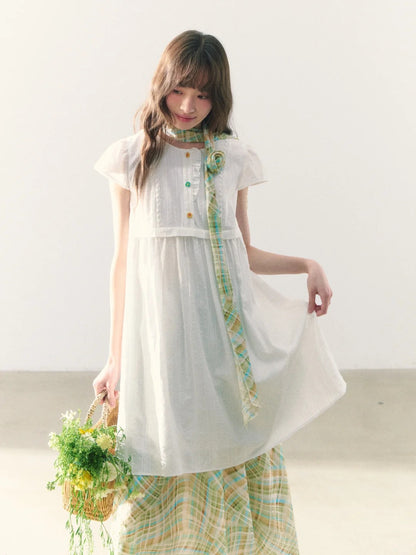 罐头粪便 - White Puff-Sleeve Dress + Forest Plaid Contrast Skirt