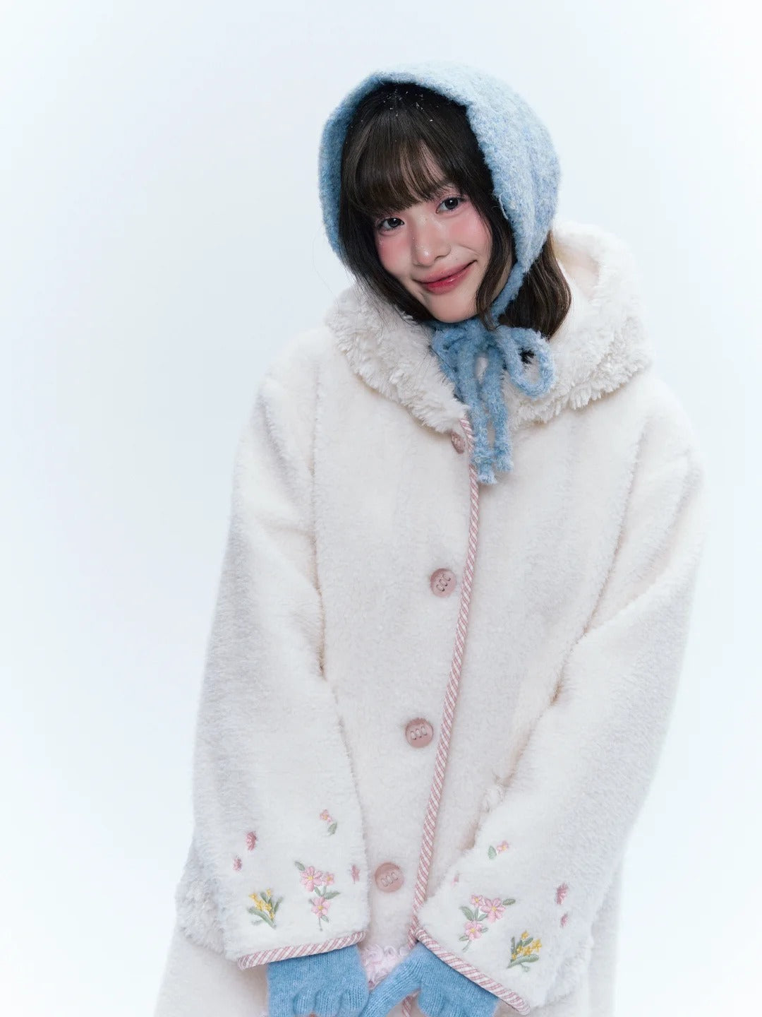CREAMO2奶油氧气 - Soft Ivory Embroidered Teddy Wool-Style Midi Coat