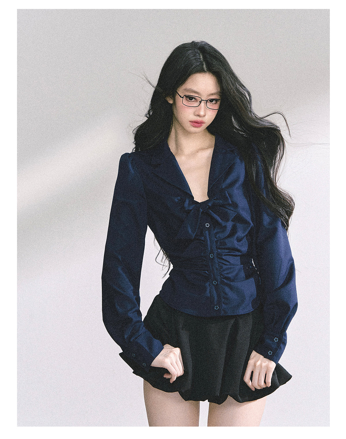 少也眼 "K-Drama White Moonlight" Soft Sophisticate Blouse - Navy Blue 486864