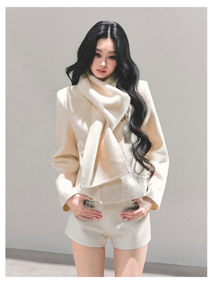 少也眼 “Twilight Forest" Woolen Oversized Coat - White