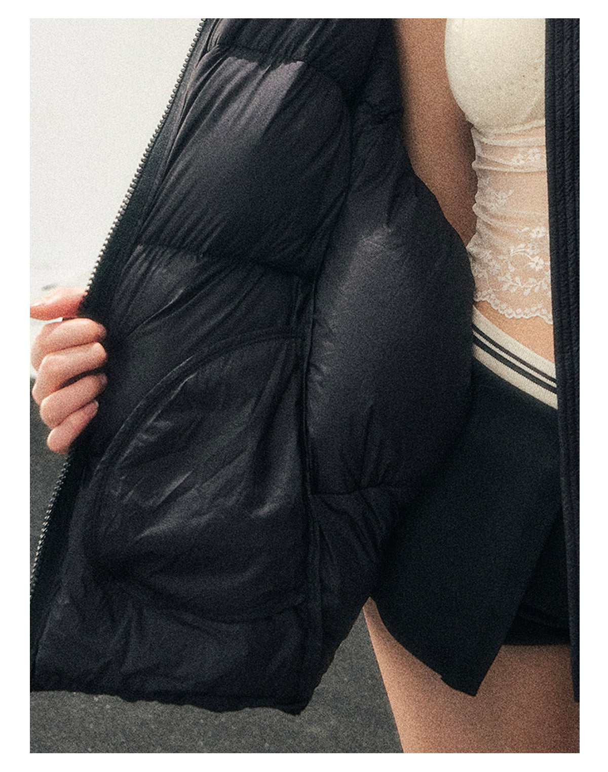 少也眼 "Thawing Snow Realm" Matte Nylon Down Puffer Jacket - Quiet Black