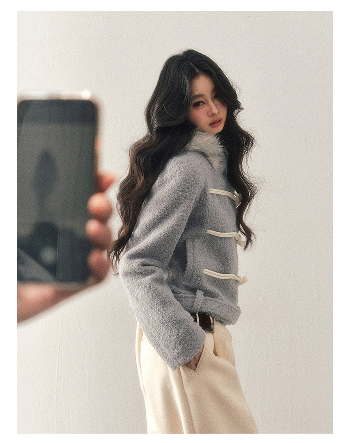 少也眼 "Silent Devotion" Quilted Fringe Wool Coat - Mist Blue