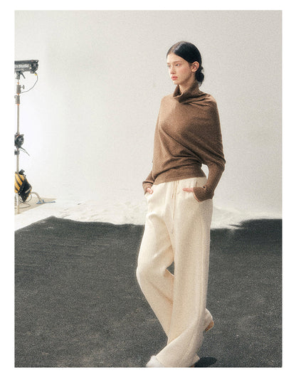少也眼 "Ember at Dusk" High-Neck Cozy Knit Top – Milk Tea