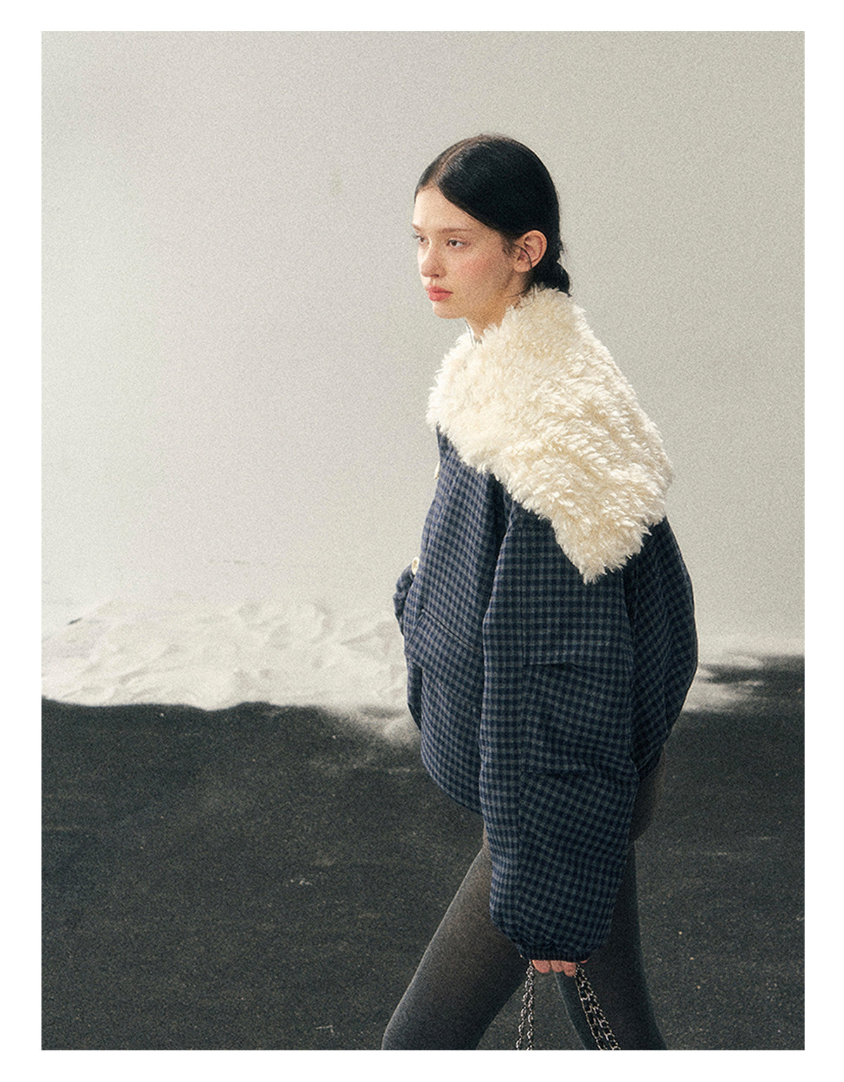 少也眼 “Silent Indigo” Academy Blue Quilted Wool-Collar Jacket