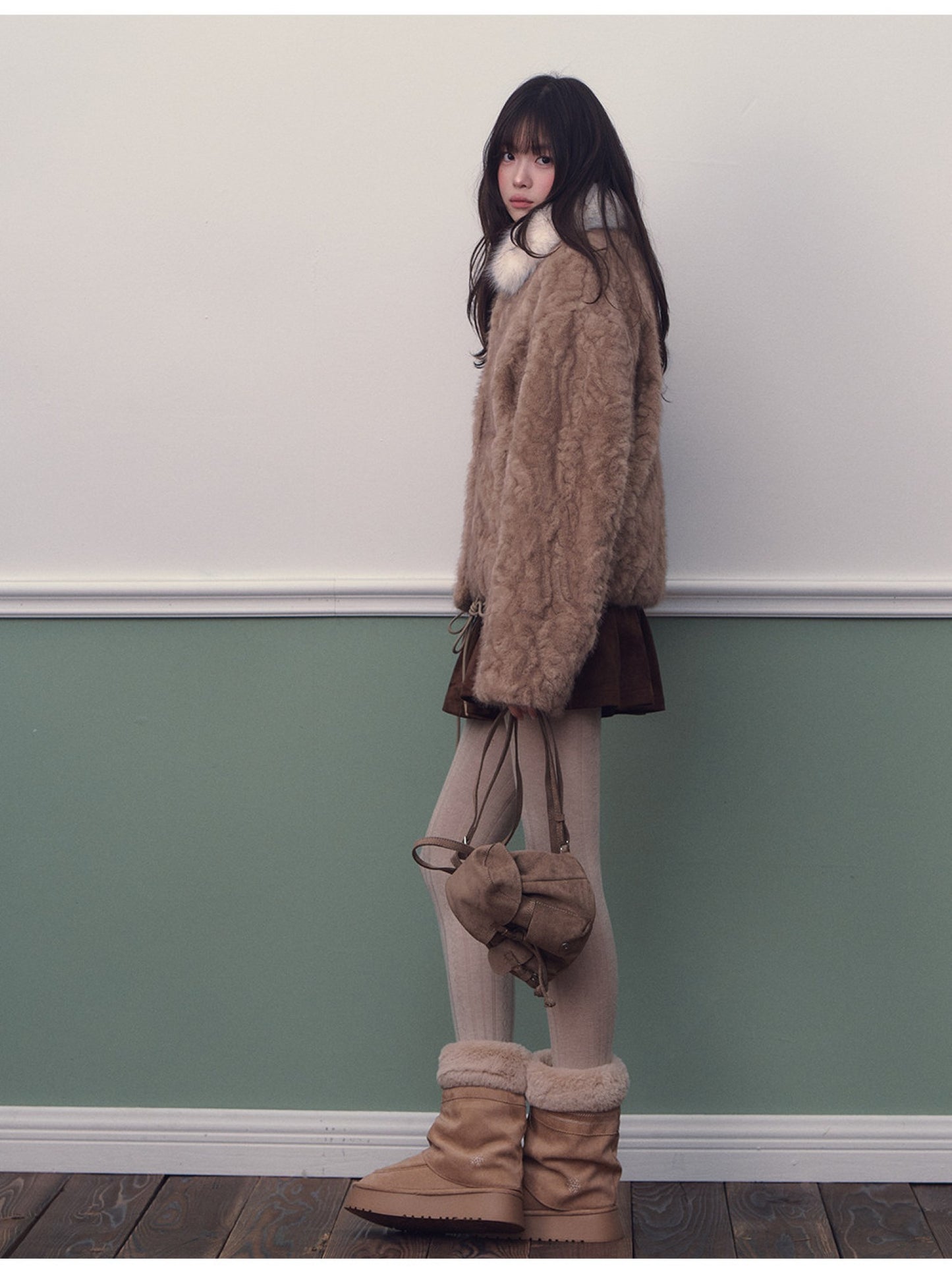 Soote Season - Almond Brown Faux Fur Contrast Collar Cropped Jacket