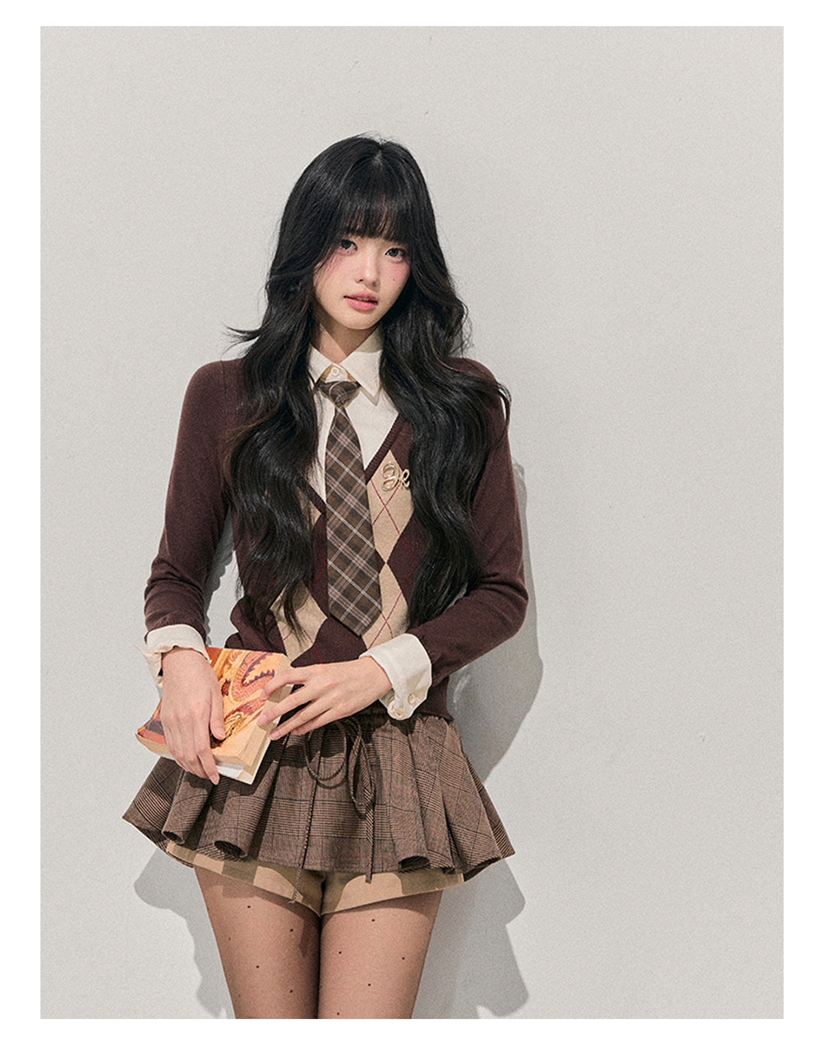 少也眼 “Whispers of the Parasol Tree” Faux-Layered Diamond Knit Sweater 456545