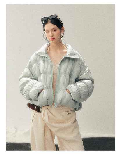 少也眼 “She Gazes at the Snow” White Duck Down Cropped Jacket - Haze Blue