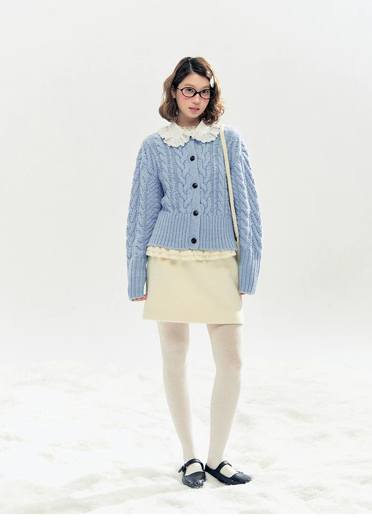 "Cotton Mousse" Cable Knit Cardigan with Detachable Ruffle Collar (Cotton Blue/ Soft White)