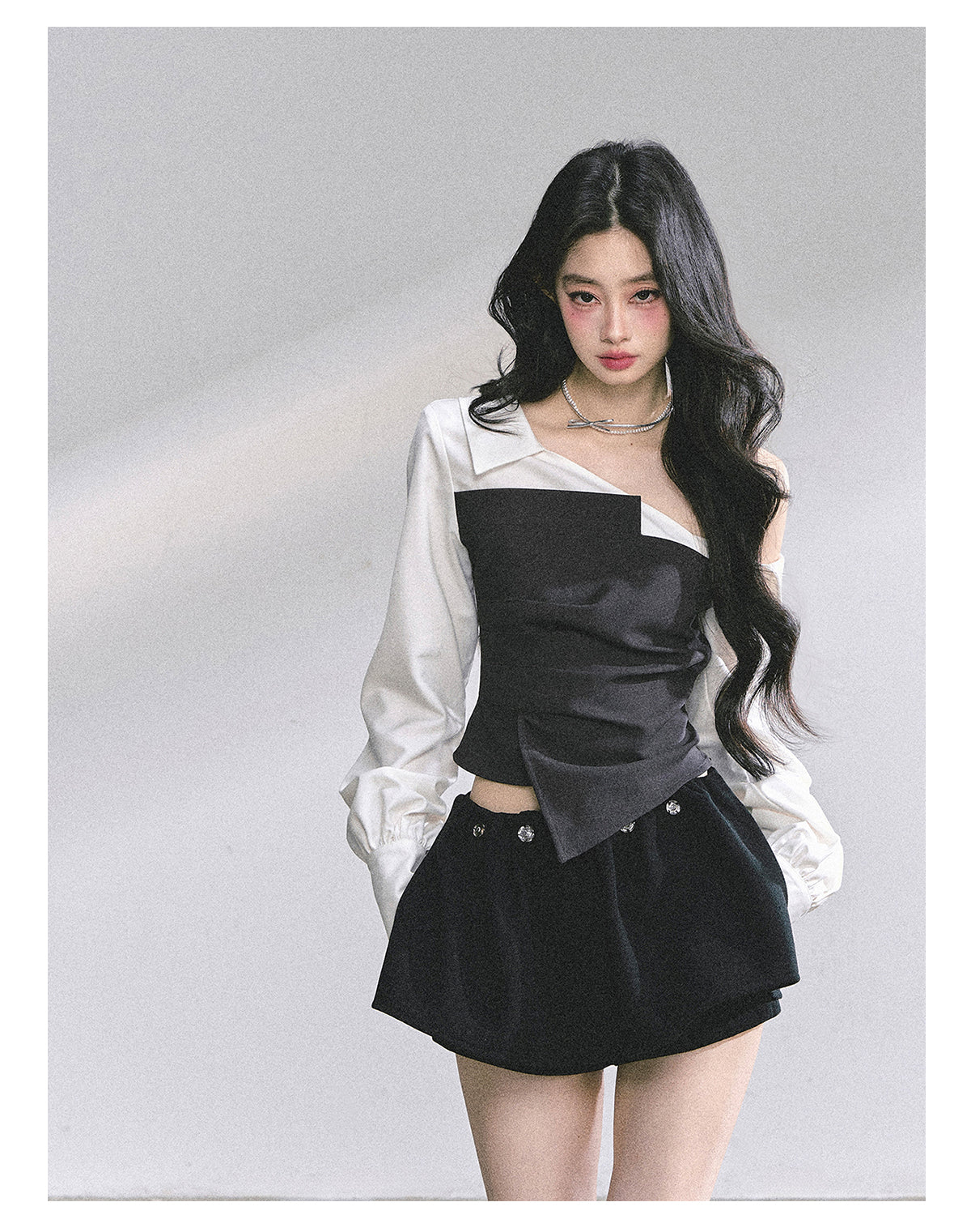 少也眼 "Gossip Senior Muse" Faux-Layered French Asymmetric Shoulder Blouse 56485652