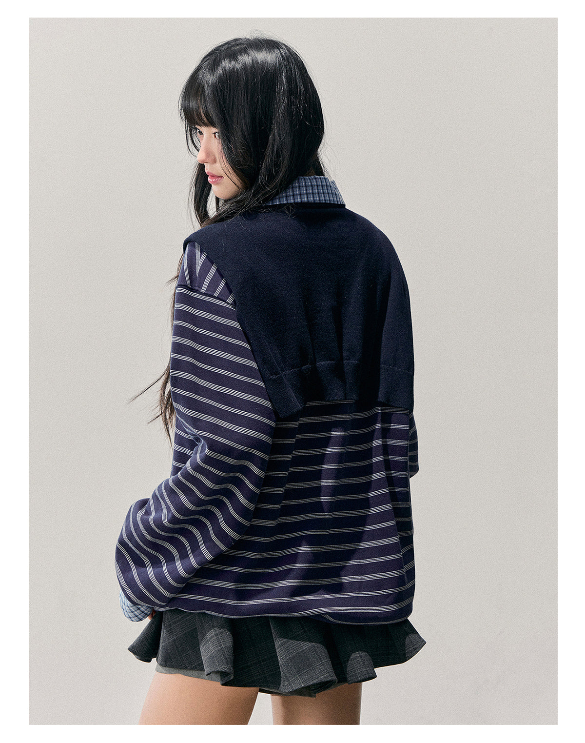 少也眼 “She Fades into Blue” Faux-Layered American Stripe Polo Top 54542