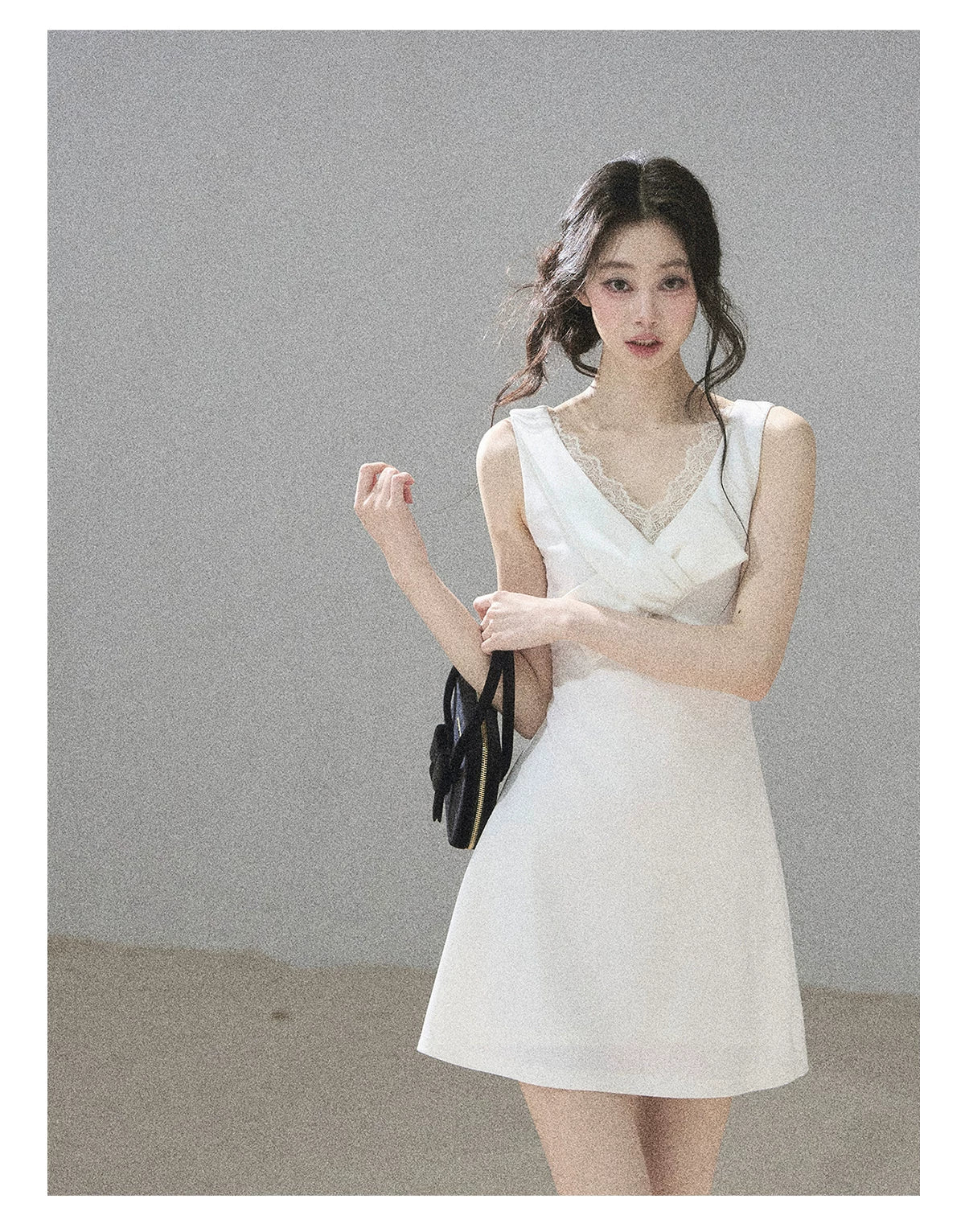 "White Tea Under the Moonlight" White Lace V-Neck Bodycon Mini Dress