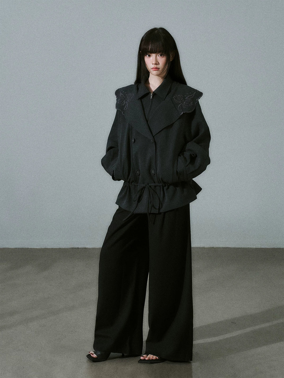 LOST FOREST - Low-Rise Triple-Pleat Wide-Leg Trousers (Black / Red Brown / Gray)