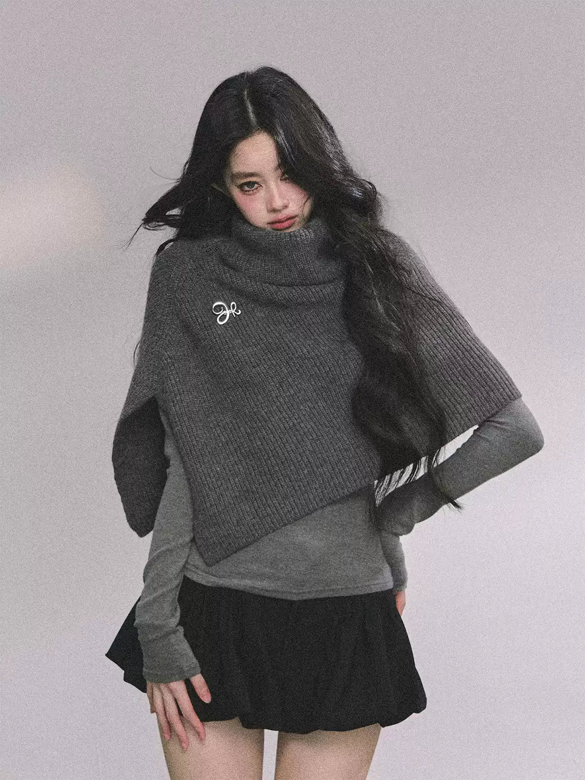 少也眼 Korean Style Loose Turtleneck Knit Cape