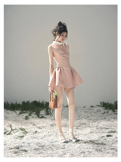 少也眼 “Satin Poise” Coral Pink French A-Line Dress 145
