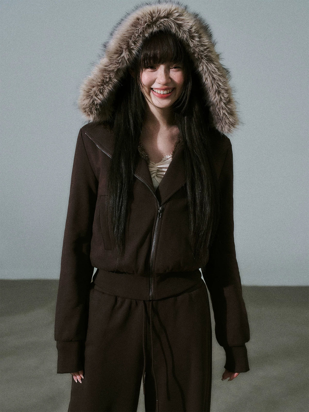 LOST FOREST - Dark Brown High-Waisted Fleece-Lined Sweatshirt Jacket
