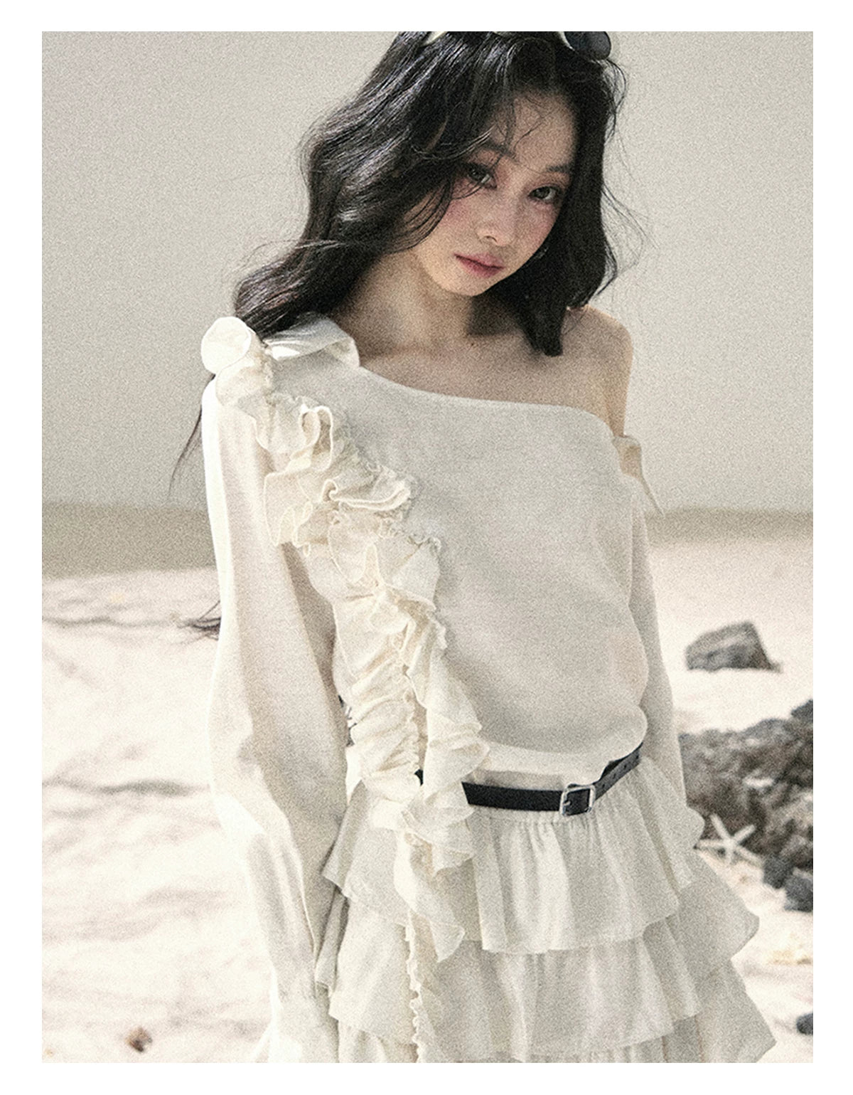 "Petals of Early Summer" Mist White Ruffle One-Shoulder Cake Dress (With Belt) 58648
