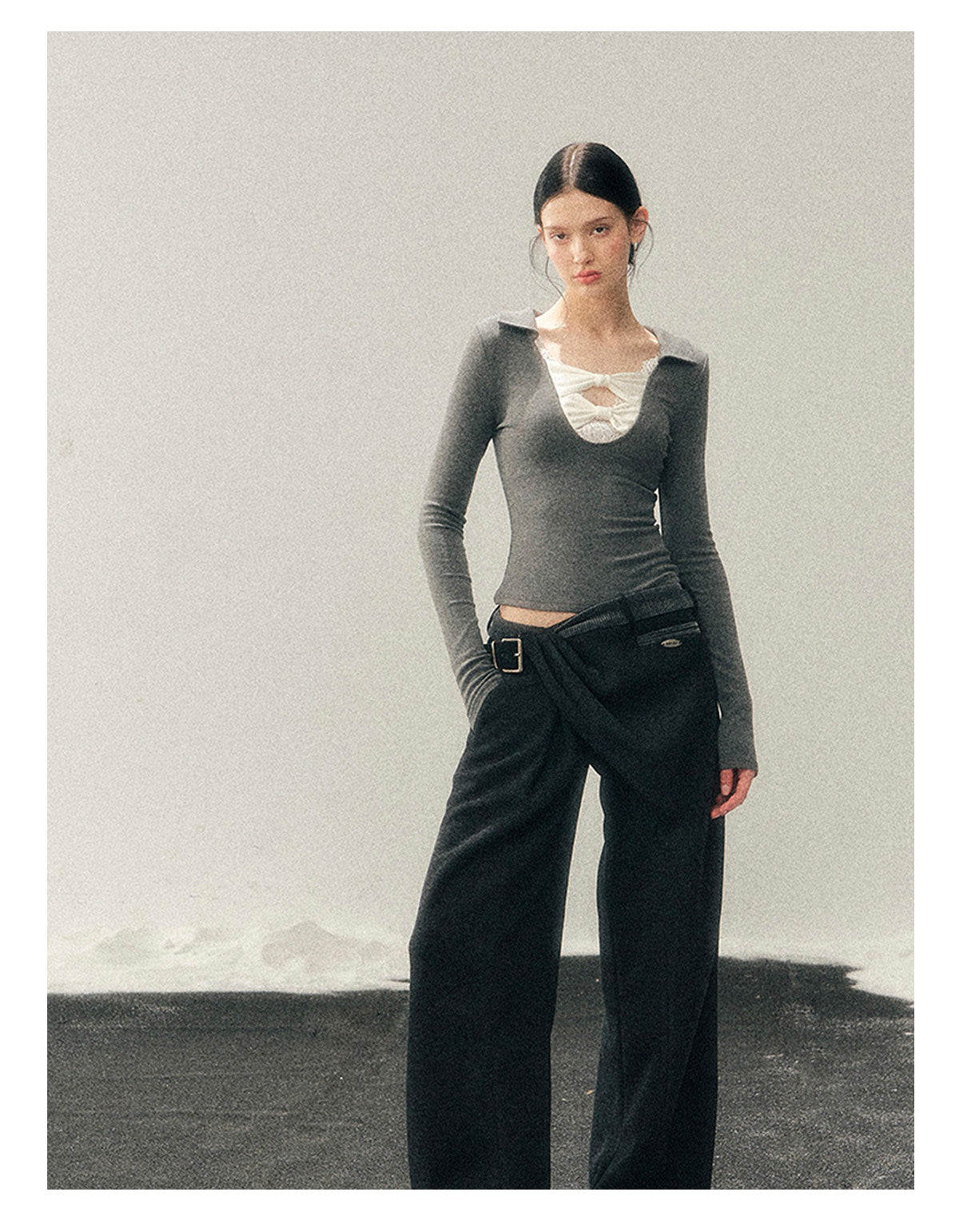 少也眼 “Silent Afterecho” Bow-Detail Top - Intellectual Gray