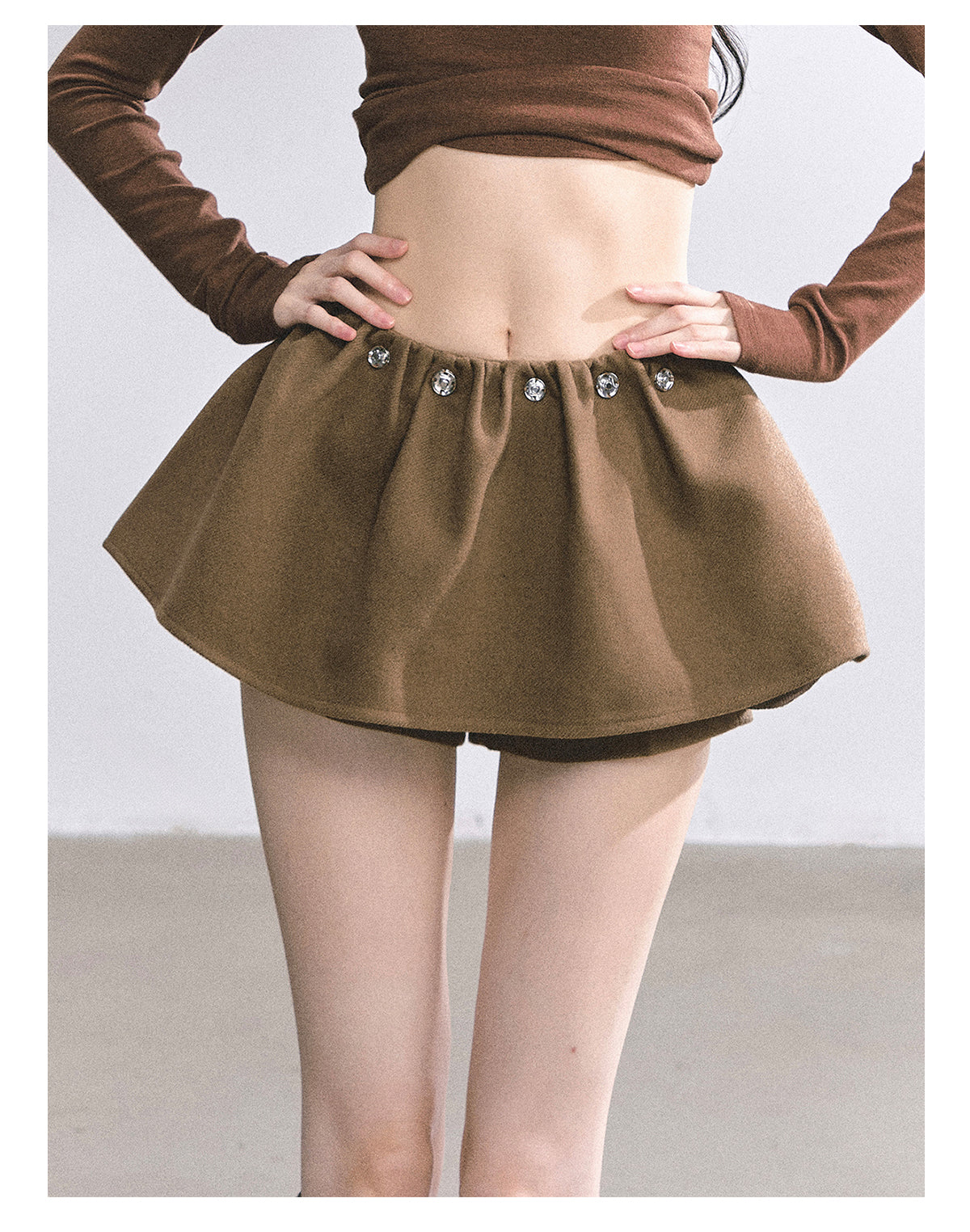 少也眼 "Wild Model-Leg Aura" Woolen Flared Mini Skirt - Coffee 1483645