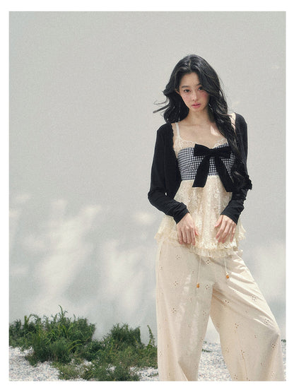 少也眼 “She Walked Through Bloom” Bow Lace Plaid Two-Piece Top Set 8543241