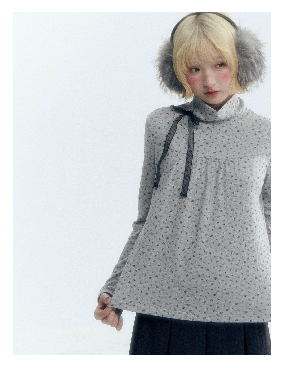 Floral Bow Lace-Tie Knit Top (Gray Floral / Light Khaki Beige)
