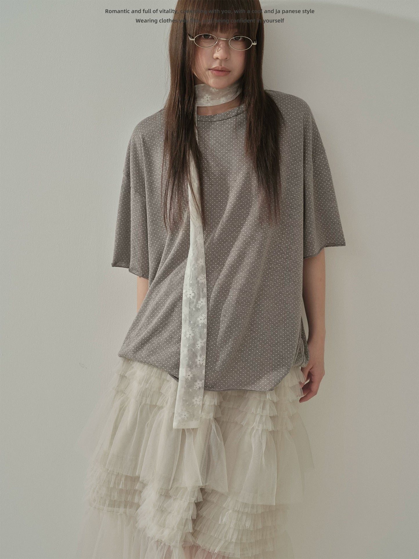 "Quiet Dots" Polka Dot Linen Blend T-Shirt (White / Coffee Gray)
