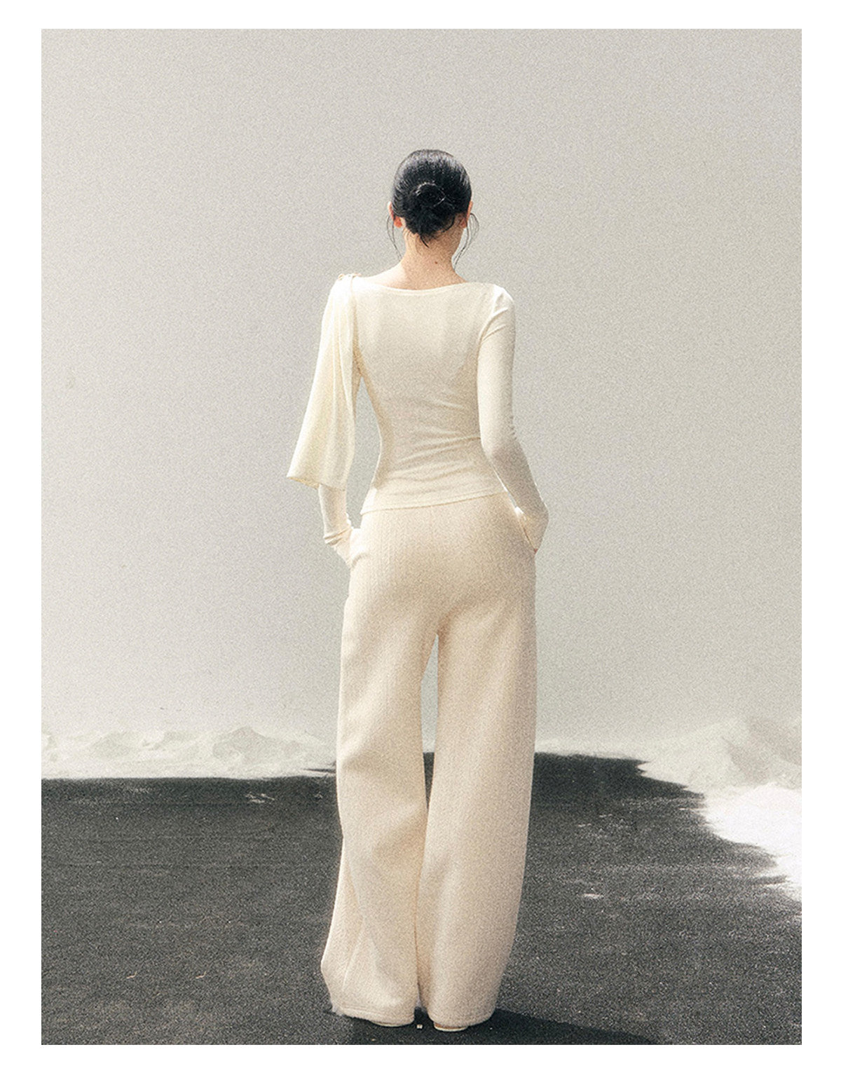 181225 “She Is Lighter Than the Wind” Streamer-Neck Top - Milky Apricot White