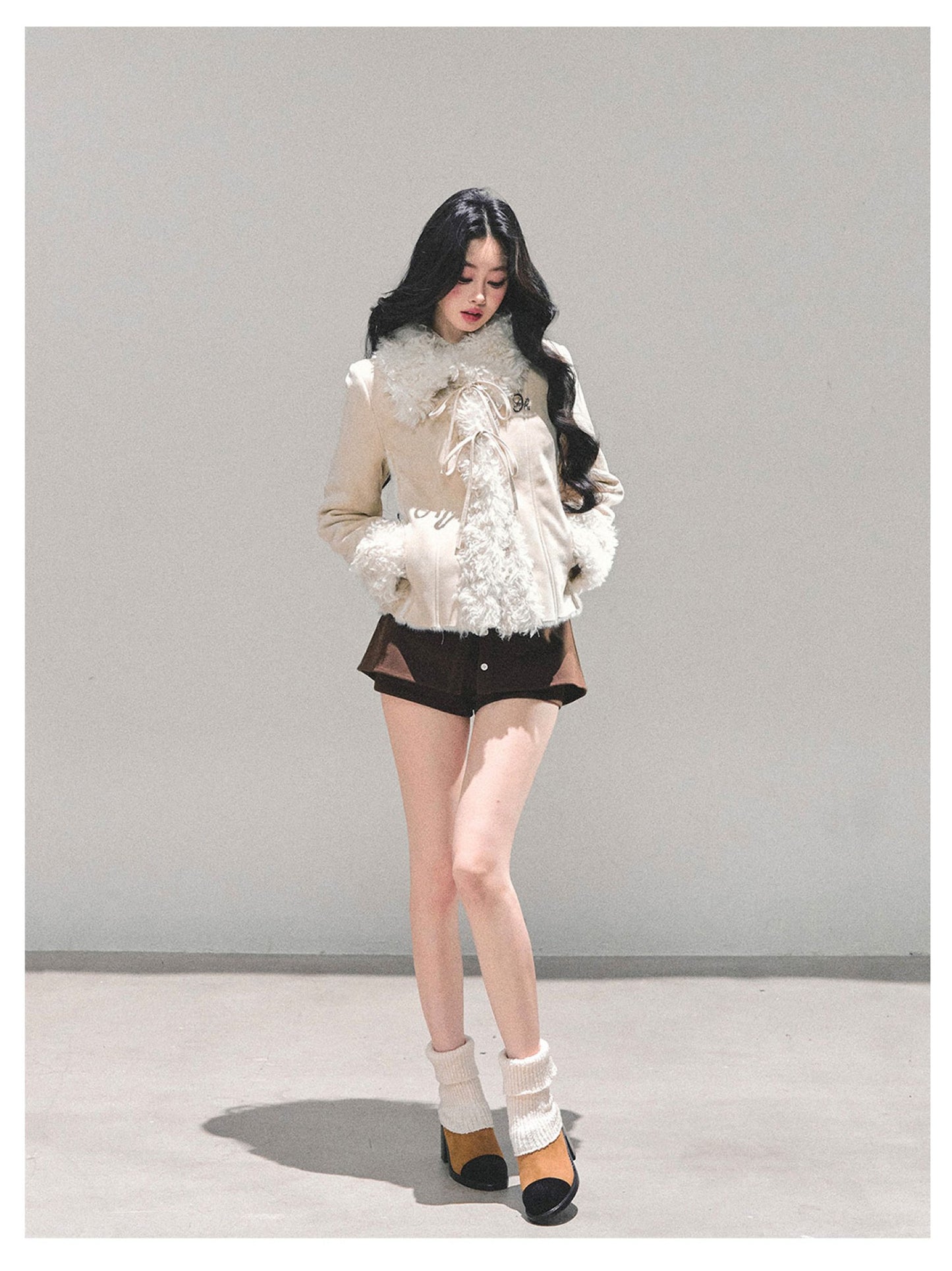 少也眼 “She Melted Into Winter" Faux Shearling Warm Jacket - Almond Beige