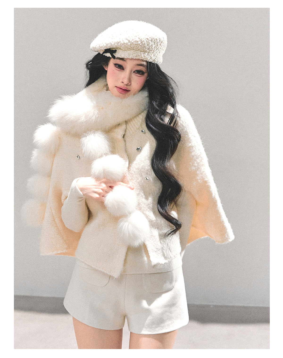 少也眼 “Monologue of the Wilderness” Knit Cape Sweater - White 68415