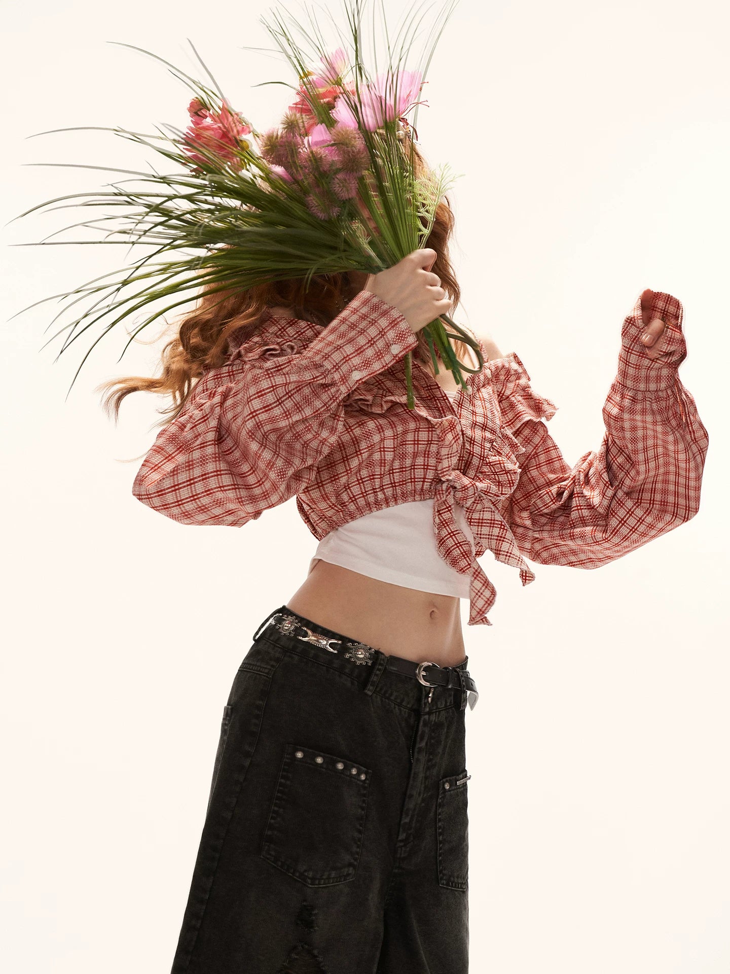 "Retro Rouge Mood" Plaid Tie Front Off-Shoulder Top WE950