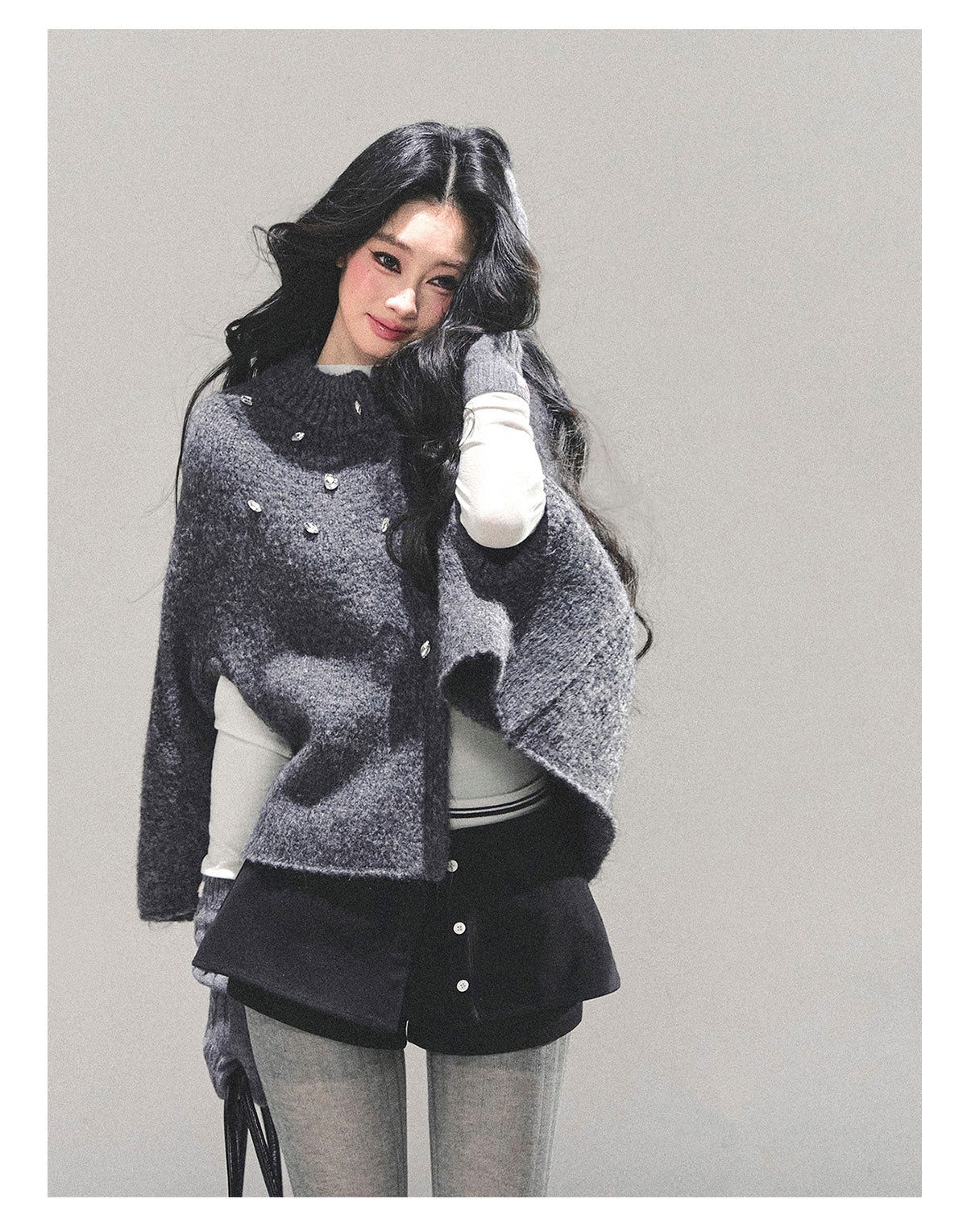 少也眼 “Monologue of the Wilderness” Knit Cape Sweater  - Gray 68415