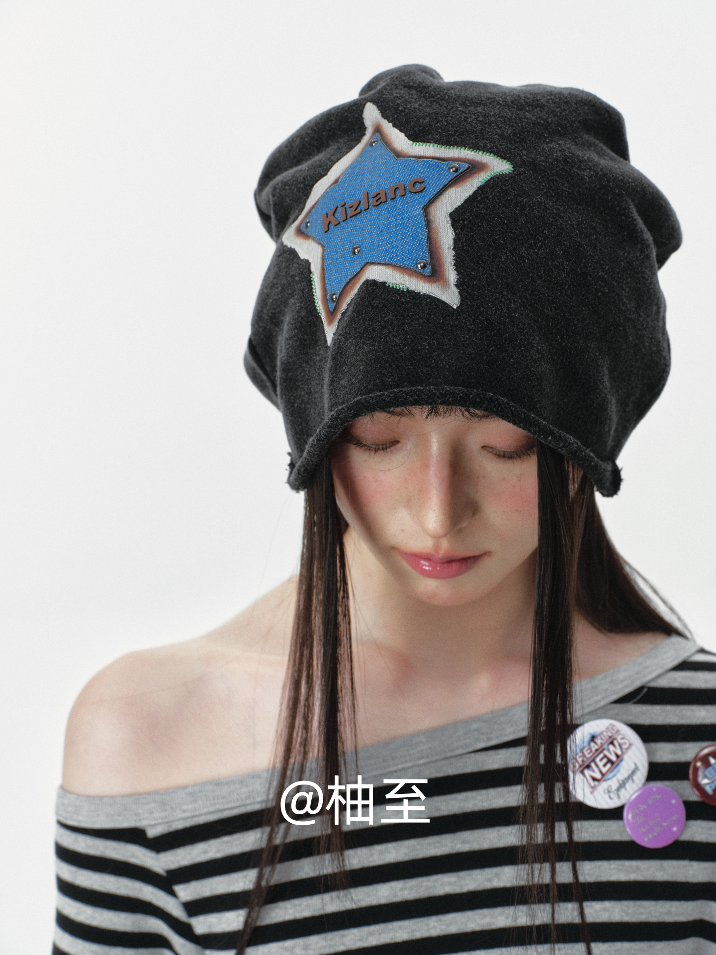 Black Star Print Slouchy Beanie – Oversized Star Head Wrap Hat