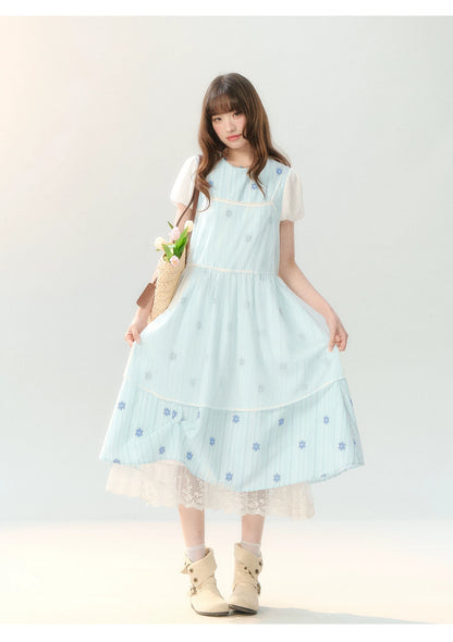 "Soft Bloom Chronicle" Blue Floral Dress & Apricot Cami Set