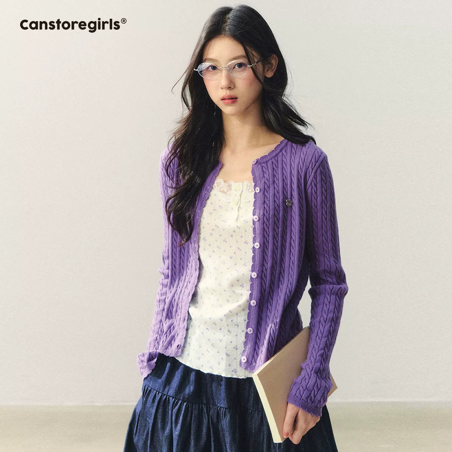 "Milky Bear Mood" Detachable Collar Knit Cardigan LL2026009