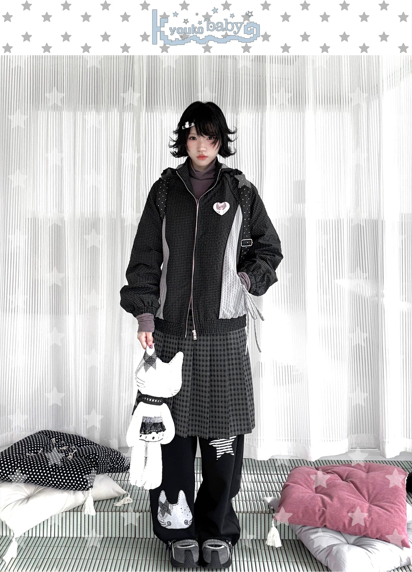 "Cold Air" Black Padded Jacket / Base Layer Top / Polka Dots Skirt / Sweatpants Set