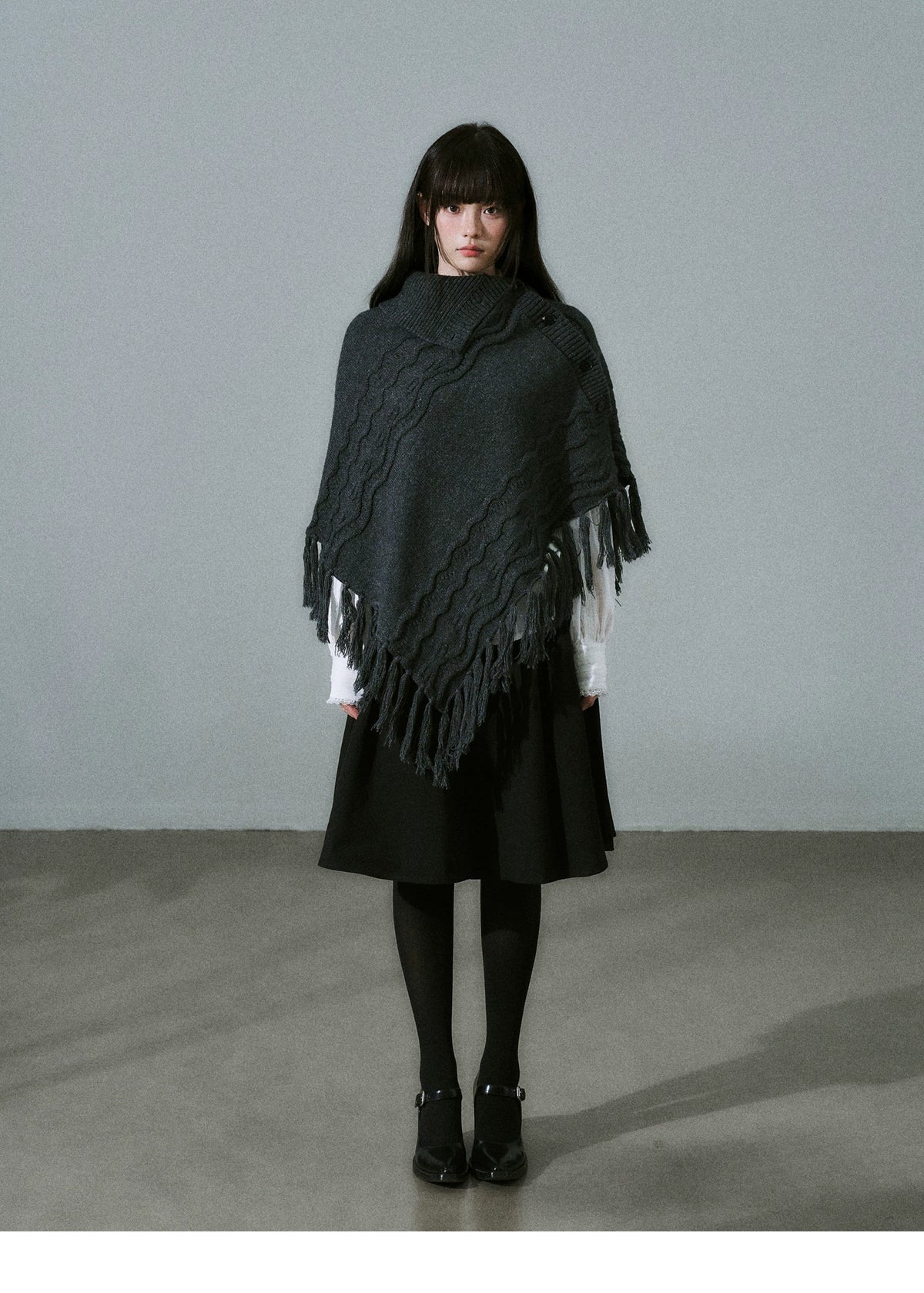 LOST FOREST - Wool-Blend Bow Graphic Fringe Cape Shawl (Coffee / Dark Gray)