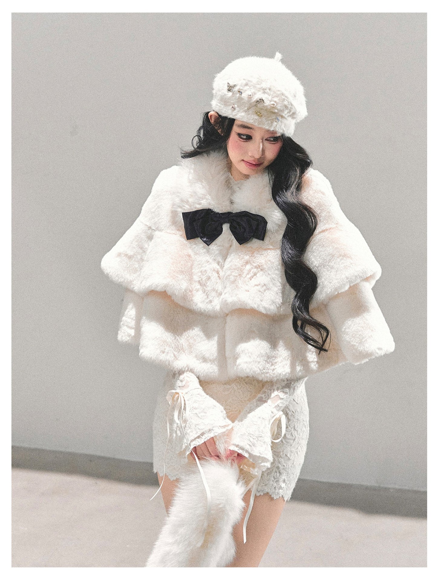 少也眼 “When the First Snow Falls" Plush Winter Cape Coat