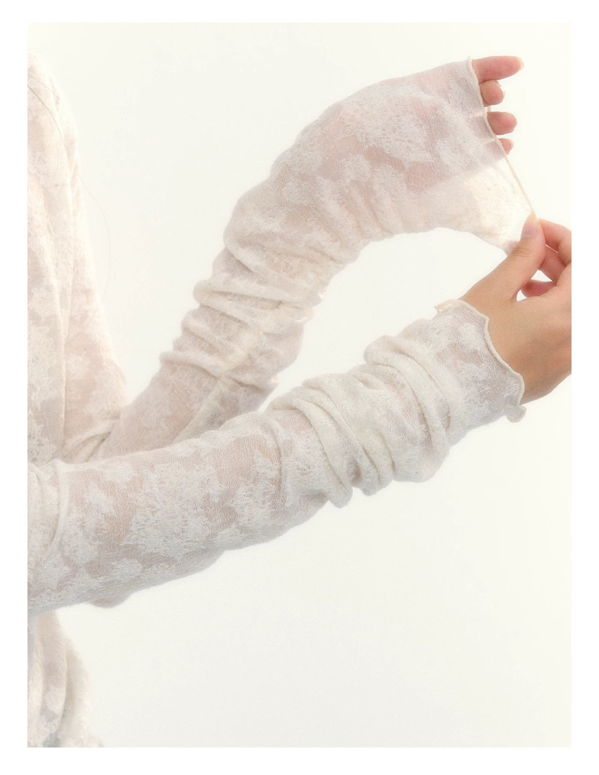 “Everyday Mist” Jacquard Lace Layering Top ( Ivory / Fog Gray )
