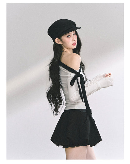 少也眼 "Sweet Temptation Spiral" Asymmetric Off-Shoulder Long-Sleeve Crop Tee - White