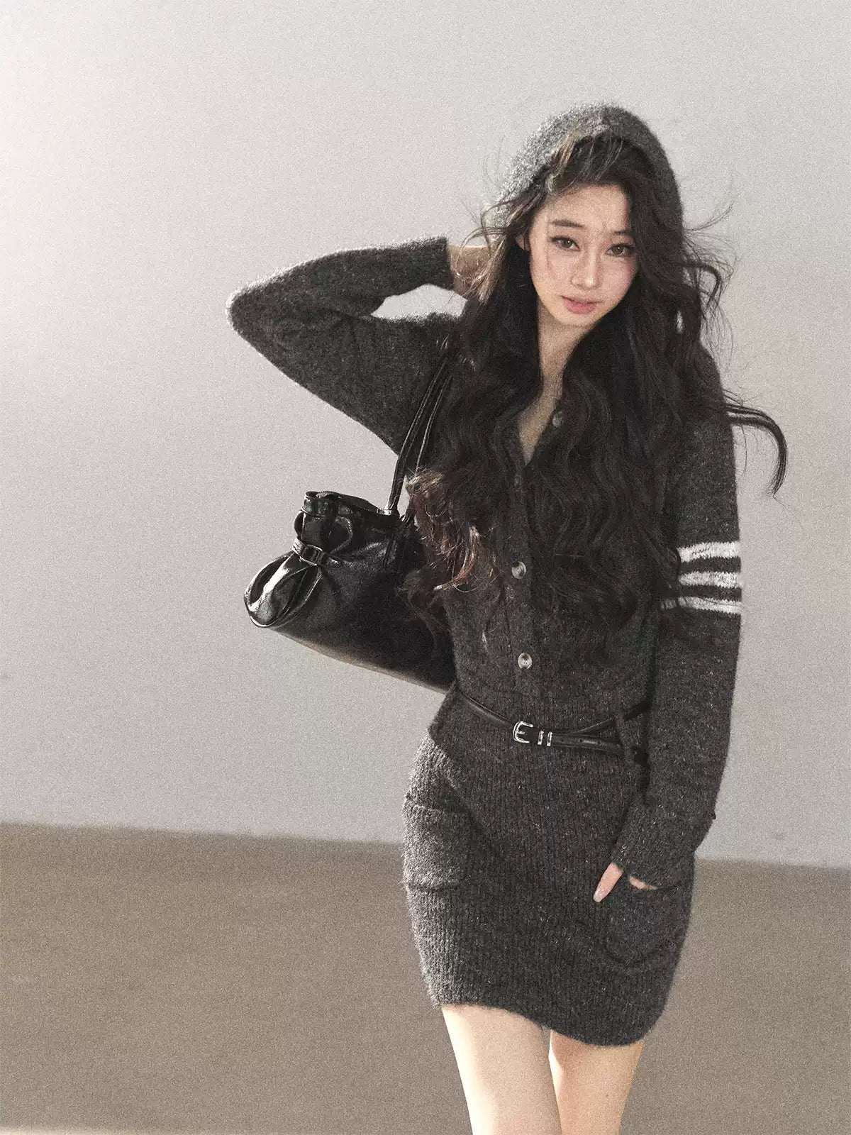 AOMALM - Whale Gray Hooded Faux-Two-Piece Knit Dress with Belt