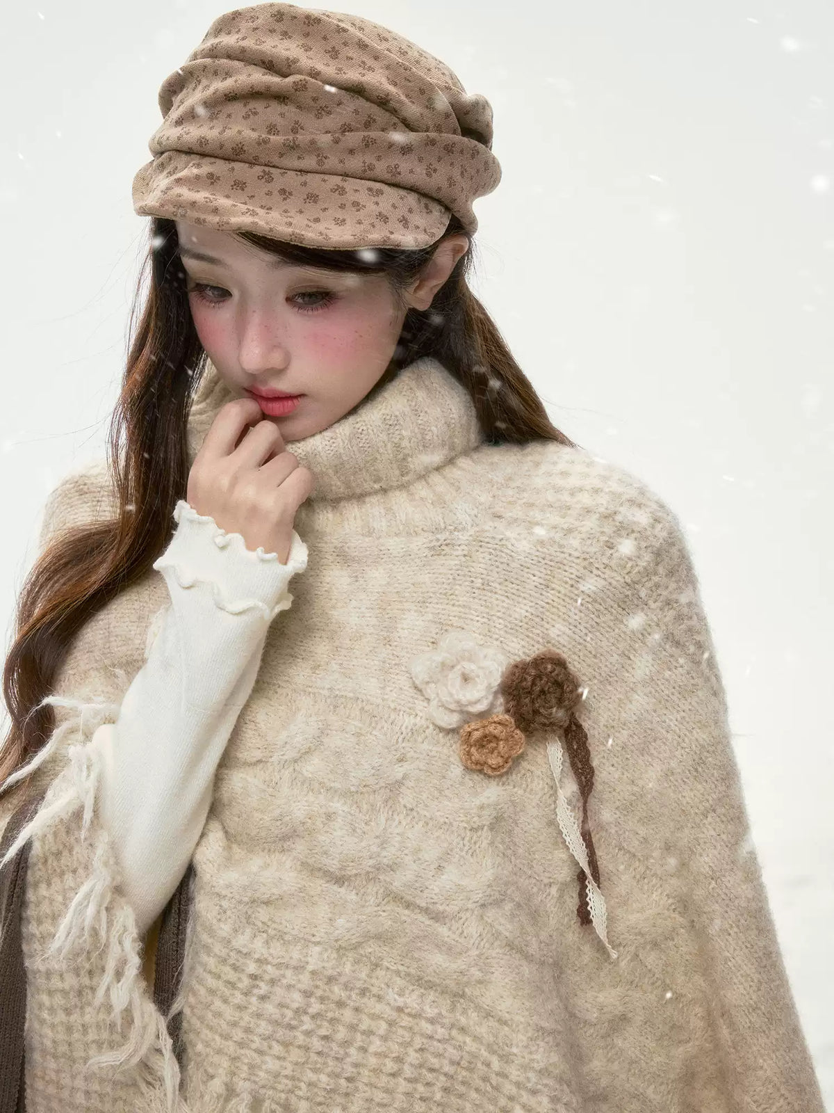 BIBIBENCY - Ivory Knit Cape Shawl with Fringe Trim