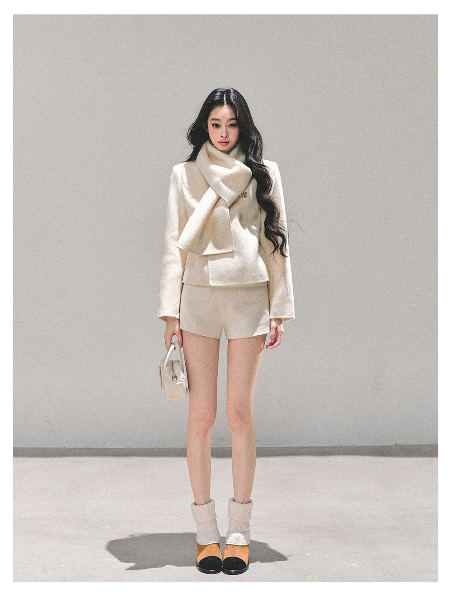 少也眼 “Twilight Forest" Woolen Oversized Coat - White