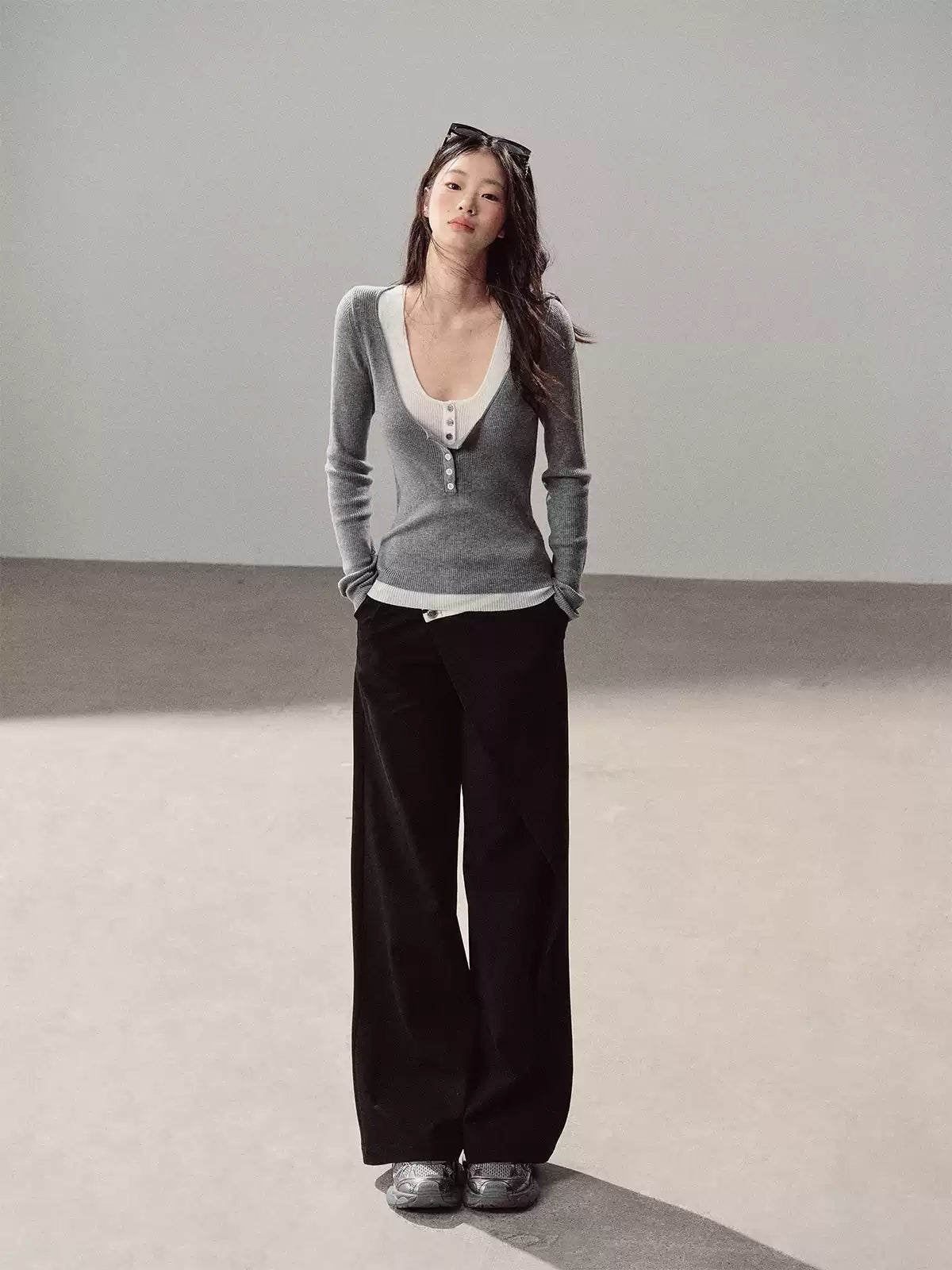 AOMALM - Korean U-Neck Faux Layered Knit Top